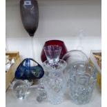 Small art glass collectables: to include vases,