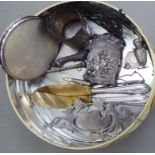 Silver collectables: to include a powder compact; a vesta case;