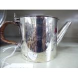 A late Victorian silver teapot of drum design Sheffield 1896 OS10