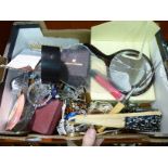 A mixed lot: to include costume jewellery SR
