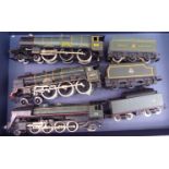 Three Hornby 00 gauge model locomotives and tenders: to include a 4-6-0 King George V OS8