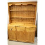 Pine kitchen dresser