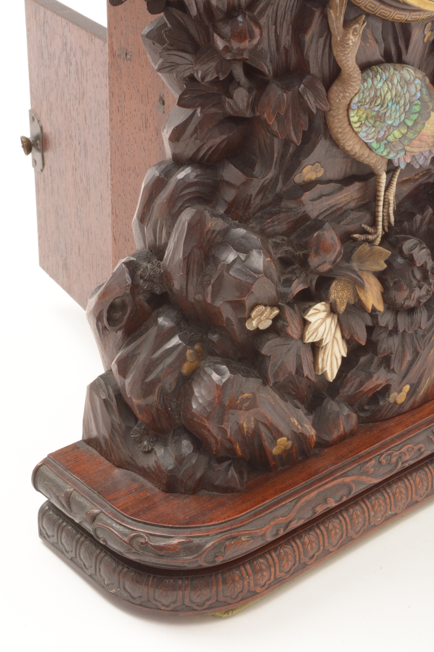 A rare and unusual Japanese carved mantel clock. - Image 9 of 14