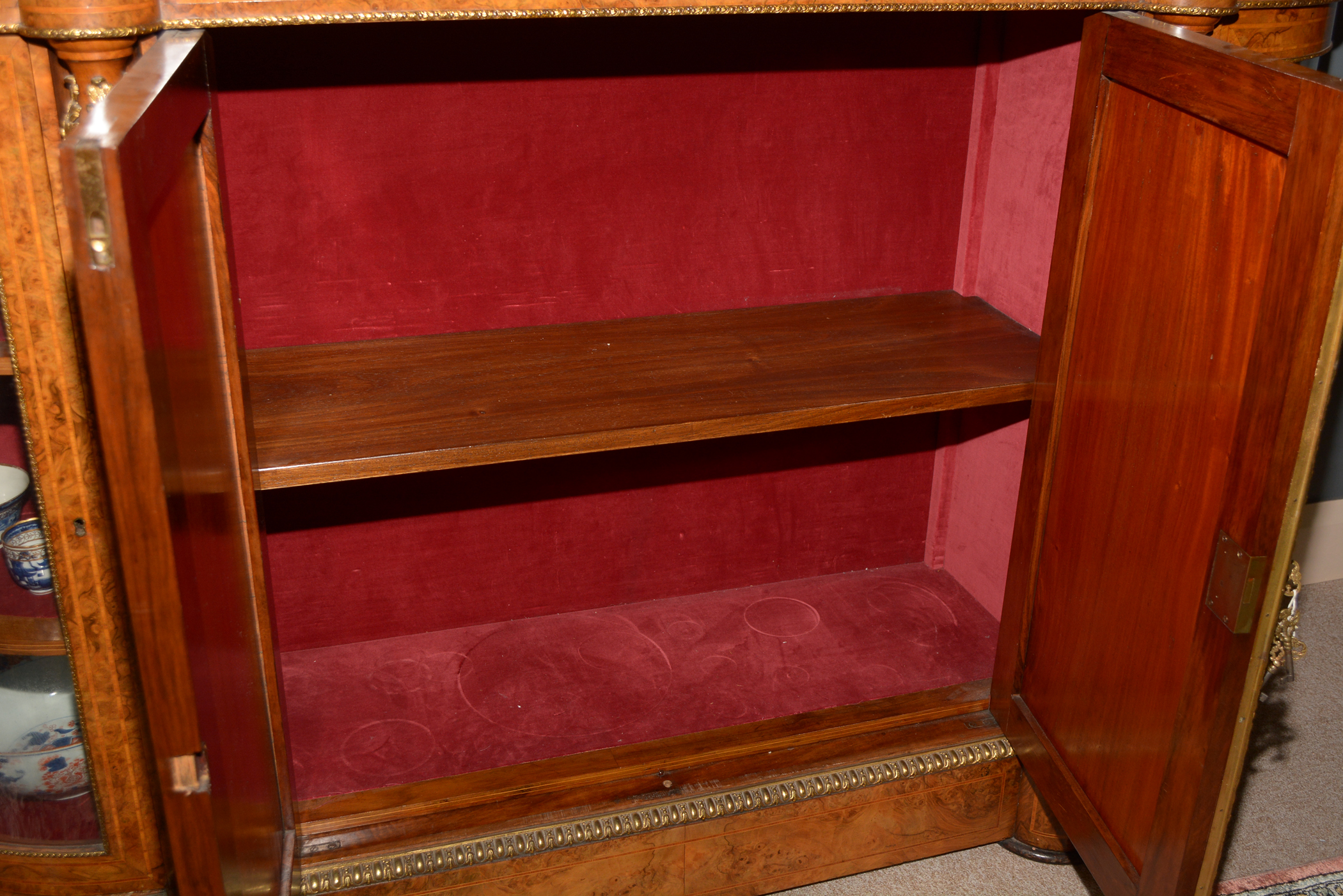 A fine Victorian burr walnut and ormolu mounted credenza. - Image 19 of 25