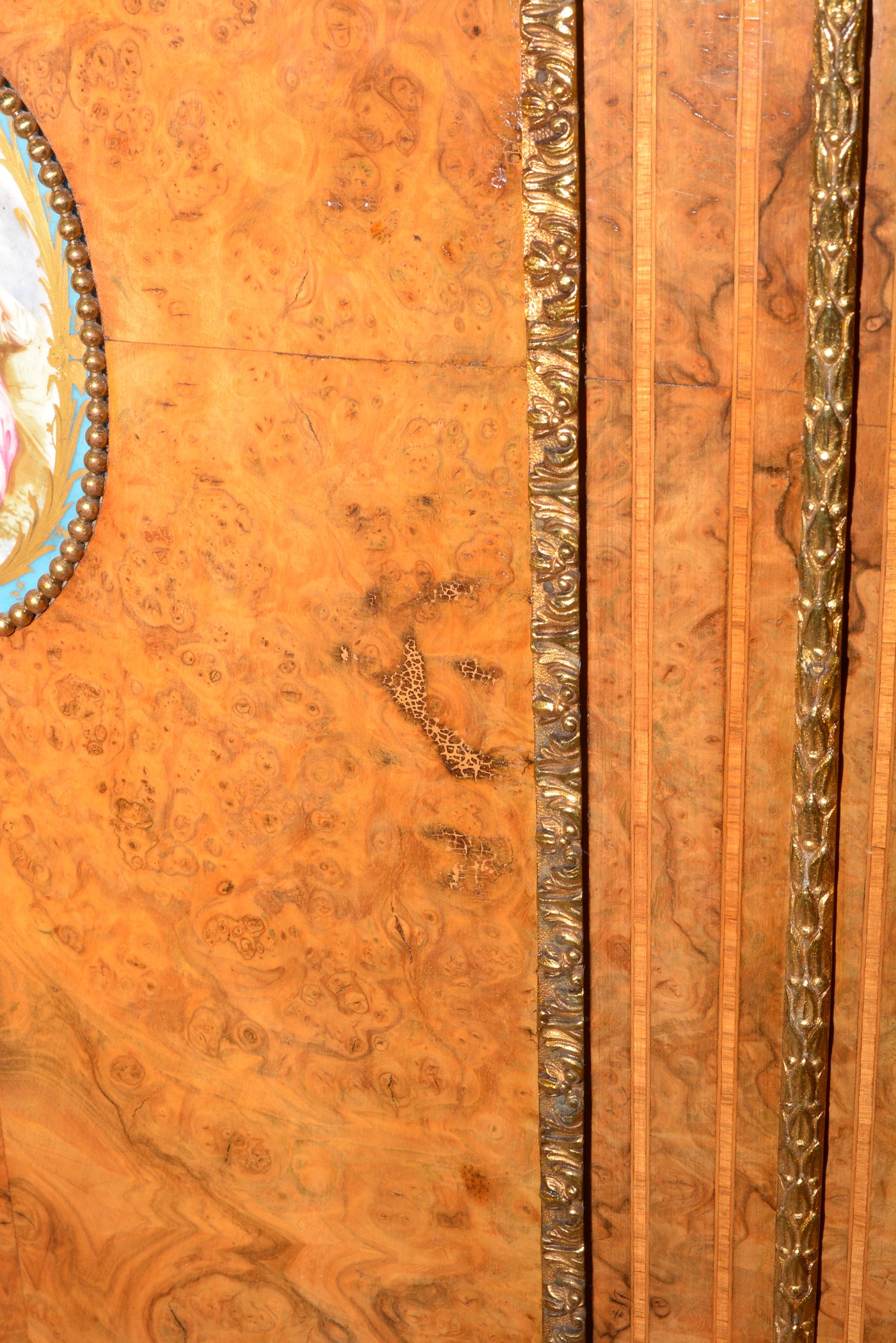 A fine Victorian burr walnut and ormolu mounted credenza. - Image 11 of 25