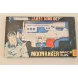 Lone Star 007 Moonraker space gun