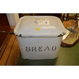 Enamelled bread bin