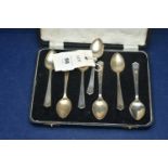 Silver teaspoons