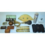 Car horn, snuff boxes and other items