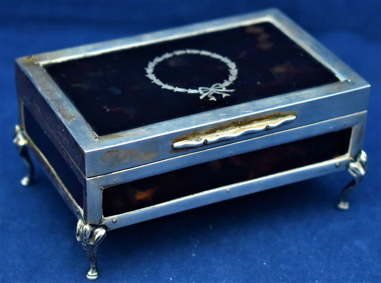 George V silver mounted and tortoise shell box