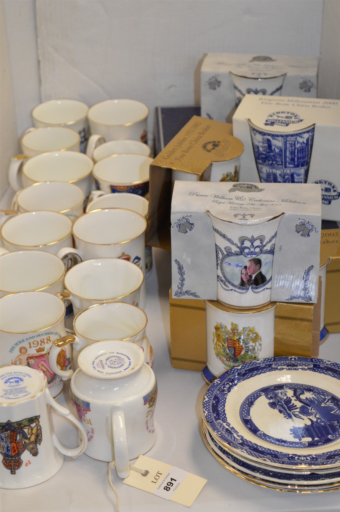 Royal commemorative ware