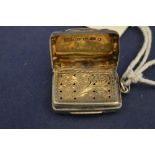 Silver vinaigrette