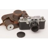 A Leica IIIc 35mm rangefinder camera.