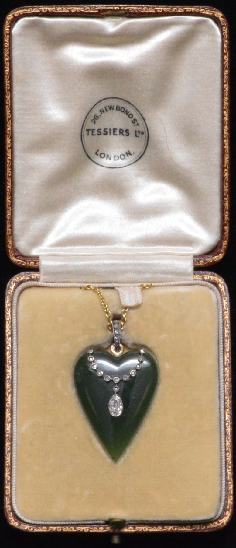 Jade and diamond pendant - Image 2 of 2