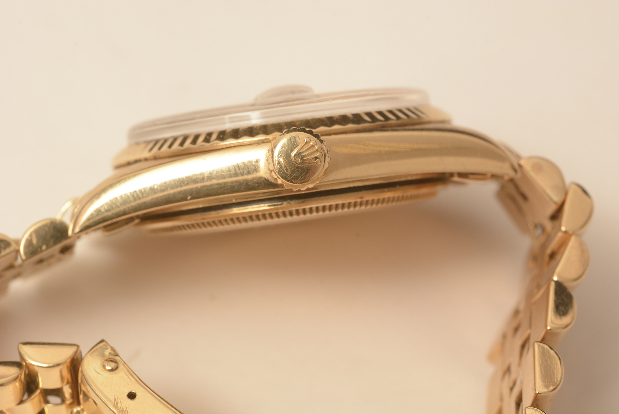 Rolex Datejust: 18ct yellow gold datejust - Image 3 of 10