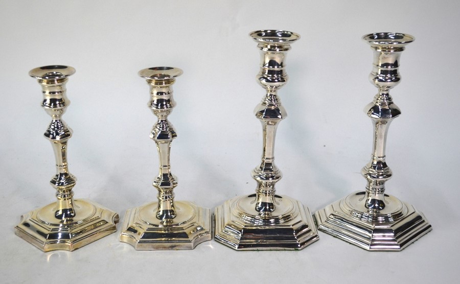 Two pairs of epns baluster candlesticks in the Georgian manner, 24 cm and 20 cm high - Image 2 of 2