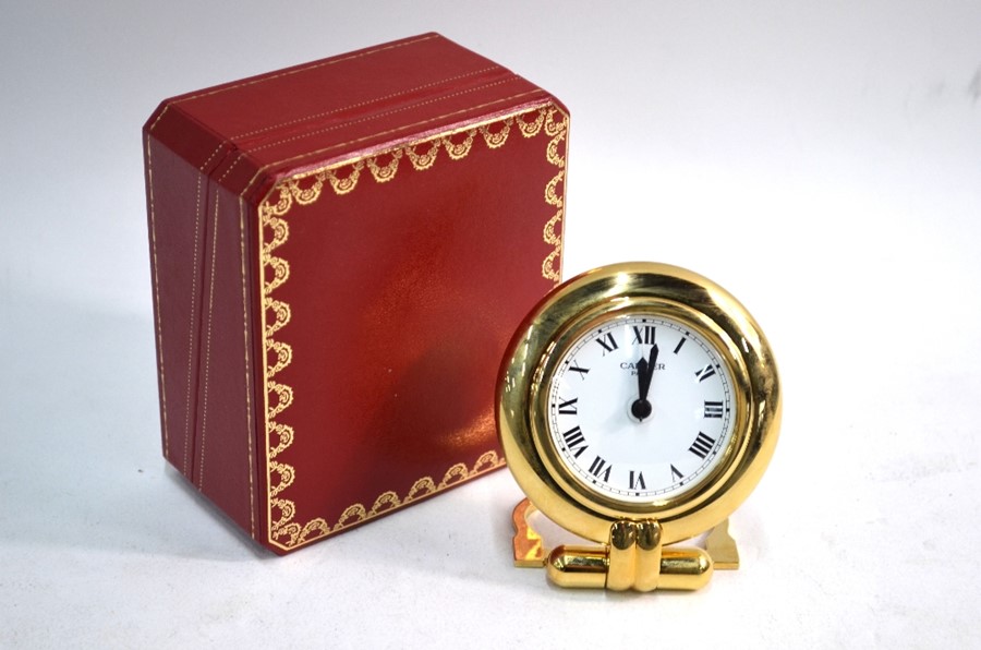 A Cartier Colisee gilt and lacquer travel alarm strut clock, no. 0500244 circa 1980, in fitted - Image 4 of 6