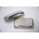 A late Victorian silver snuff box/vesta case with hinged cover and end striker, Rowlands & Frazer,
