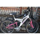 A Pinnacle hybrid bike to/w a Trek hardtail and full suspension mountain bike (3)  [bp7 bp2 bp3]