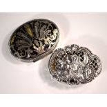An Edwardian silver trinket box and a 19th century Continental white metal box