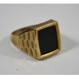 A 9ct yellow gold signet ring