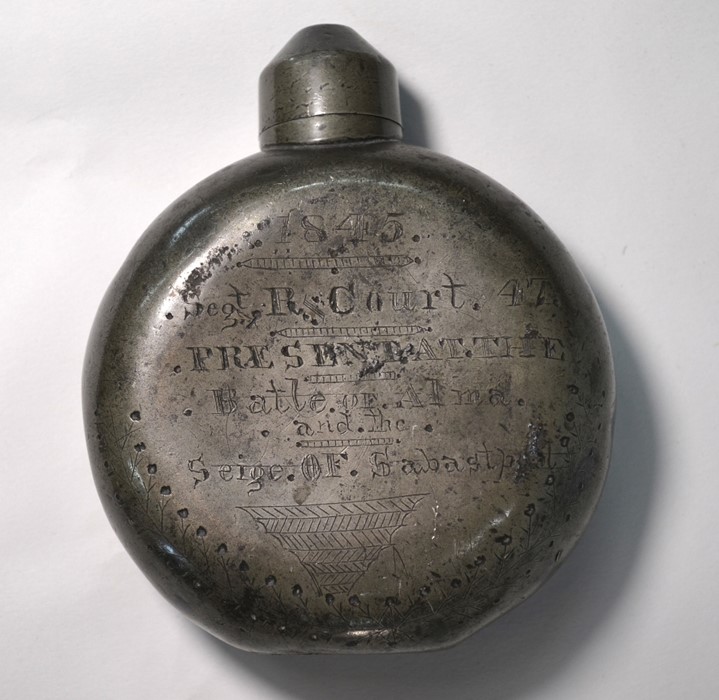 19th century pewter moon-flask - Image 4 of 5