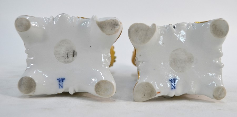 A pair of Naples porcelain figures - Image 4 of 4