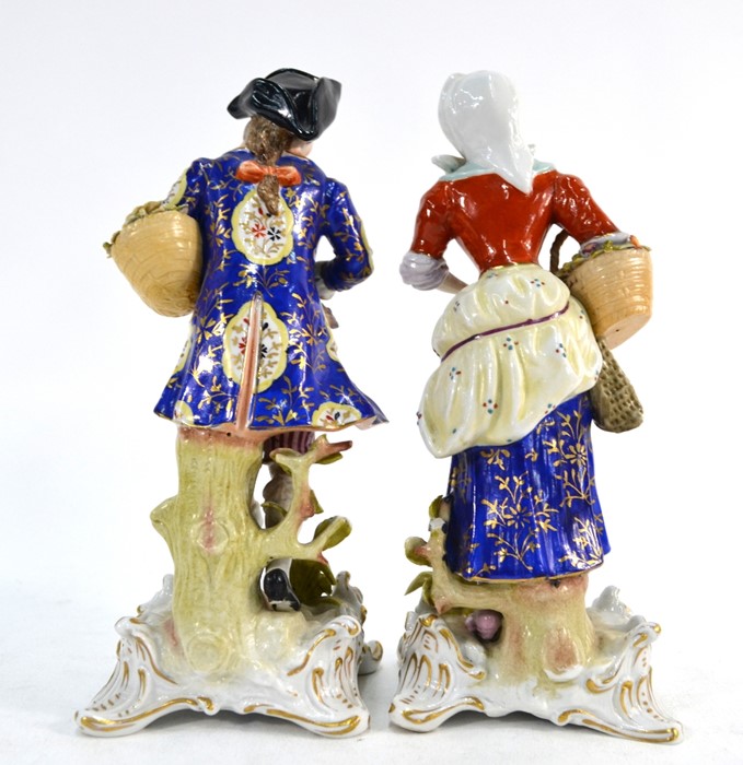 A pair of Naples porcelain figures - Image 3 of 4