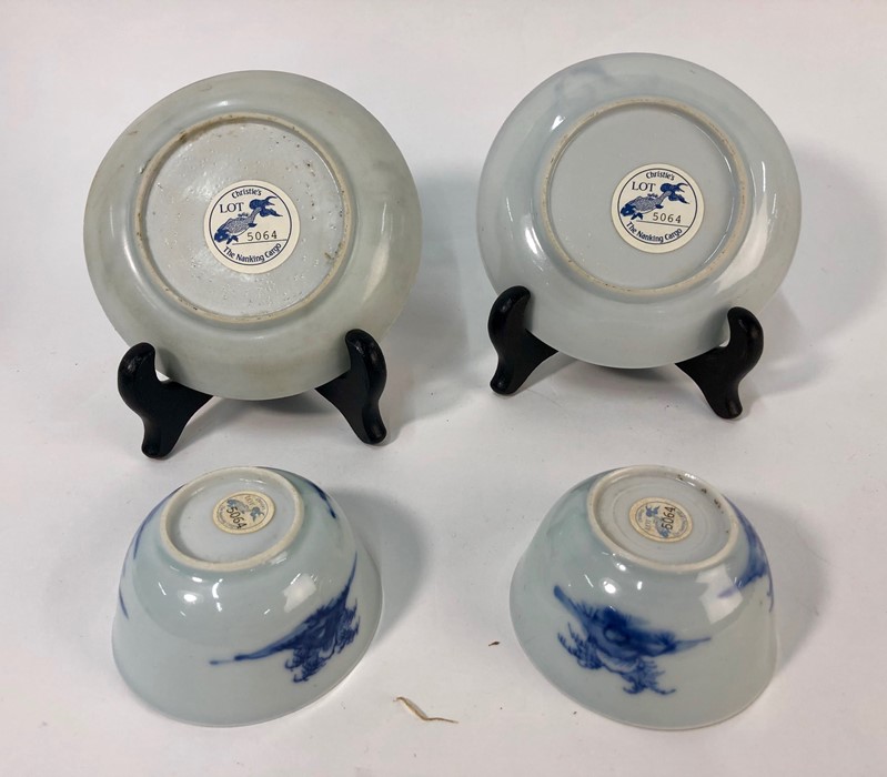 Two Chinese Nanking Cargo tea bowls and saucers - Image 2 of 2