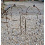 Pair of dumpy ball head obelisks