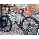 Carrera Vengeance 27.5 hardtail mountain bike, black frame P18073737