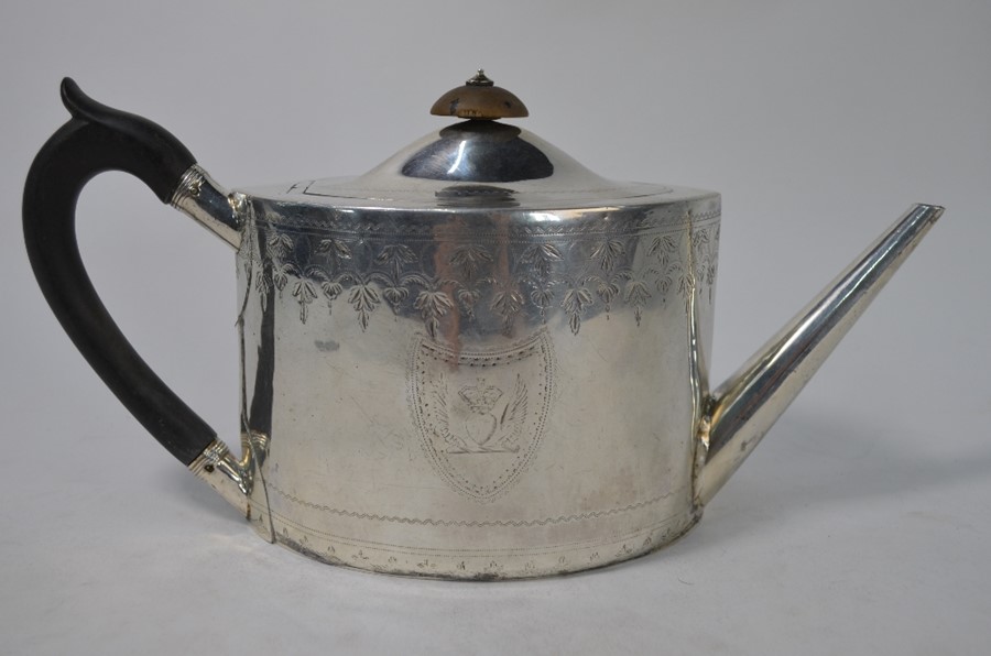 Regency silver teapot - Image 4 of 4