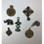 A collection of vintage jewellery