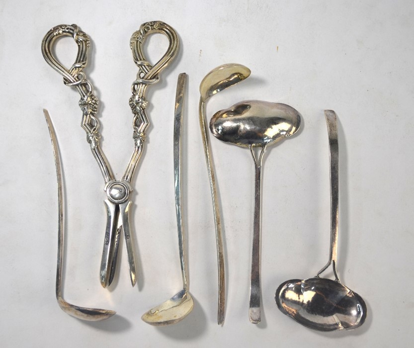 Cast silver grape scissors