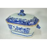 A 18th/19th century Chinese blue and white tureen and cover