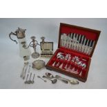 A canteen of Kings Pattern epns flatware