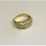 An 18ct yellow gold contemporary style ring