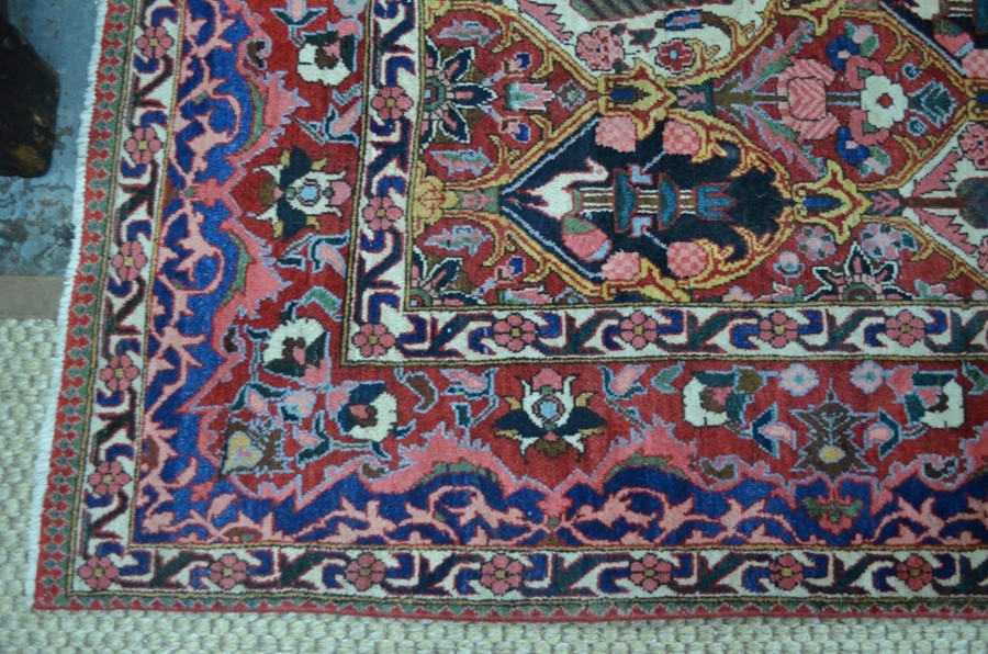 An old Persian Baktiari 'garden' carpet - Image 3 of 4