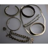 A quantity of silver and white metal jewellery