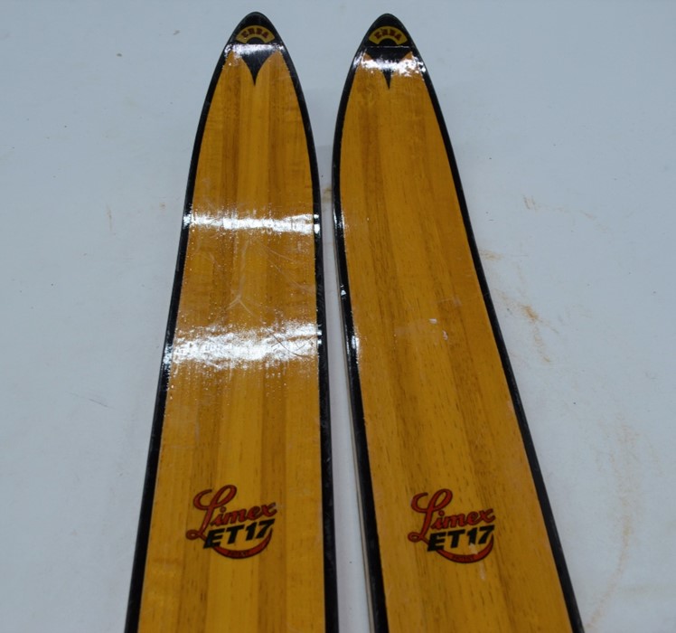 A good pair of 1950s vintage Attenhofer hickory skis with Tyrolia aluminium bindings - Image 6 of 8