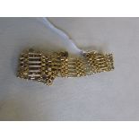 9ct gold chain gate bracelet