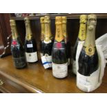 Six bottles of Champagne and two Crémant de Loire