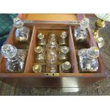 Georgian mahogany-cased decanter box