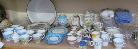 A large lot including a Crown Ducal orange blossom part coffee set,