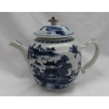 A Chinese export porcelain blue and white teapot,