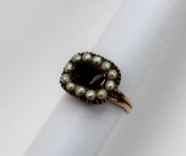 A Victorian yellow metal mourning ring,