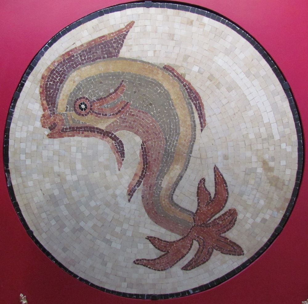 A mosaic picture of a fish, - Image 3 of 3