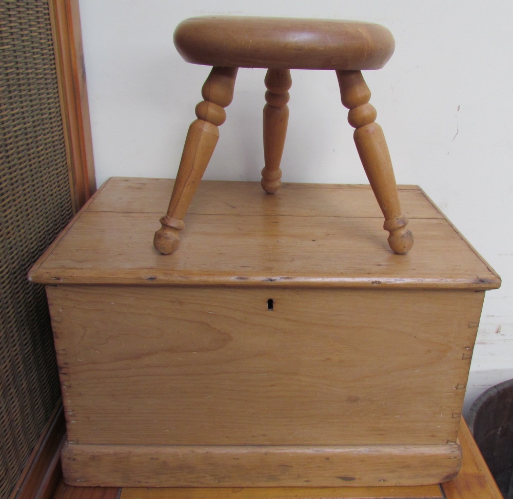 A small pine coffer together with a three legged milking stool - Image 2 of 2