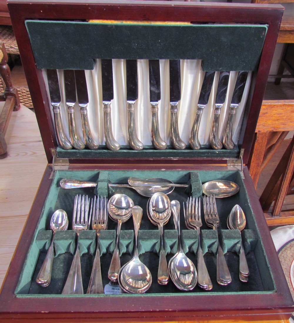 An Elkington electroplated part flatware service,