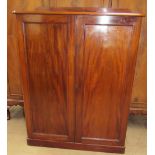 A mahogany side cabinet with a rectangular top above a pair of cupboard doors on a plinth base